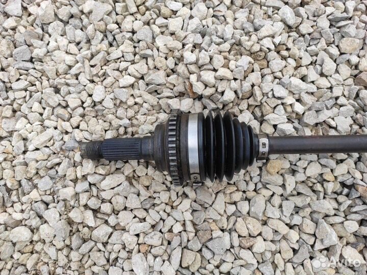 Полуось (привод) Mazda 323 BJ 1.5