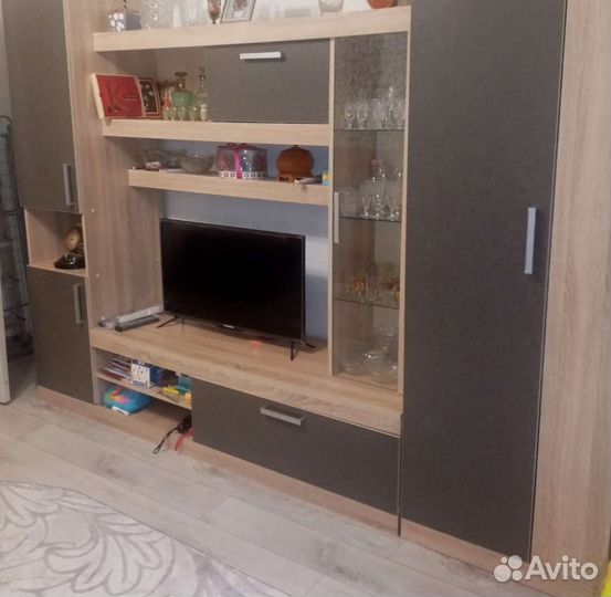 Стенка в гостиную