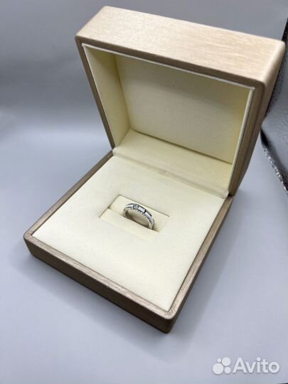 Кольцо Chanel Ultra Small Version White Ceramic J3