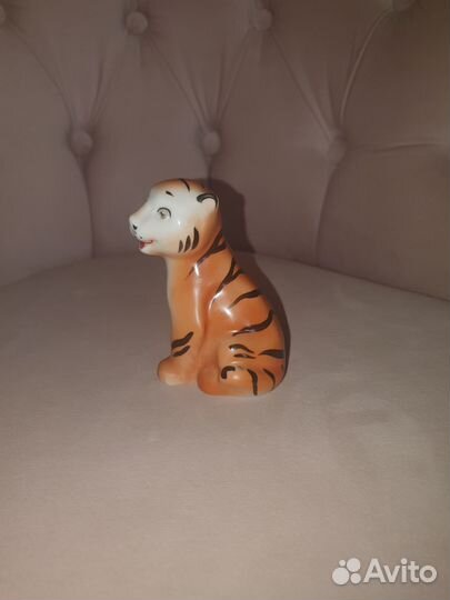 Статуэтка фарфор СССР тигрёнок дулево