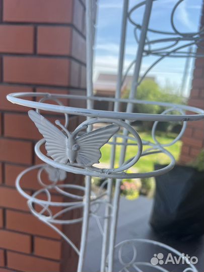 Подставка для цветов напольная металлическая