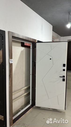 Дверь входная