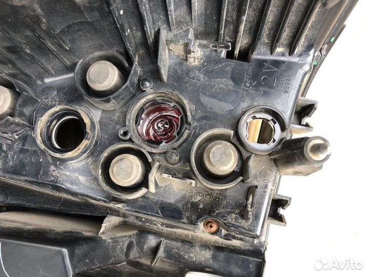 Фонарь задний левый Toyota Land Cruiser Prado 150