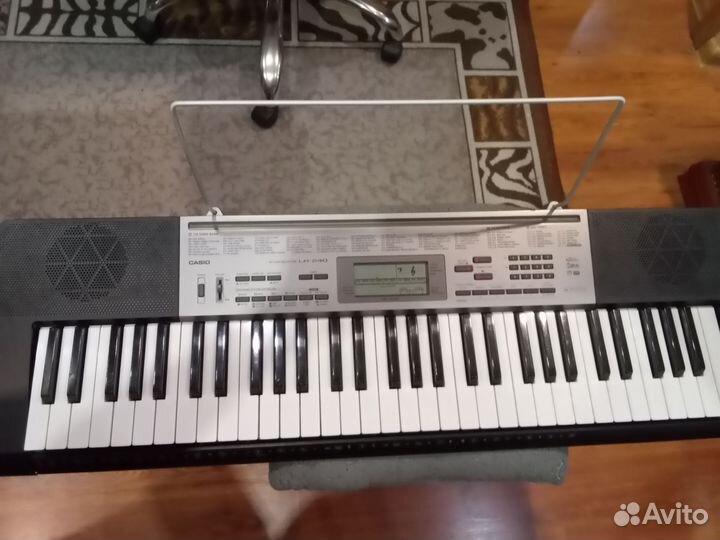 Синтезатор casio lk-240
