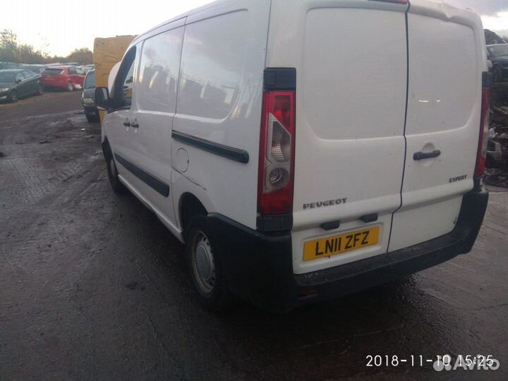 Разбор на запчасти Peugeot Expert