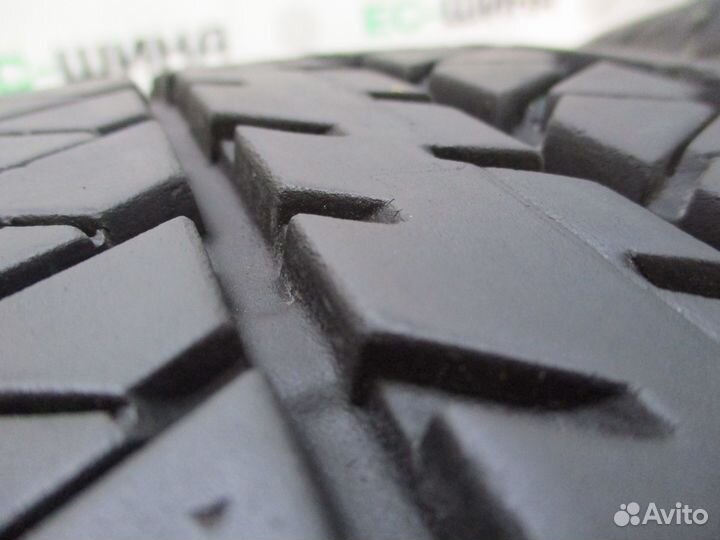 Bridgestone Dueler H/T 684II 275/50 R22