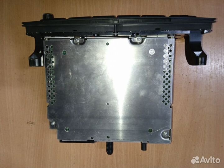 BMW 3 серия E90/E91/E92/E93 Магнитола