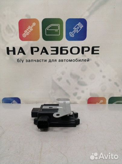 Блок управления дверьми передний правый Infiniti