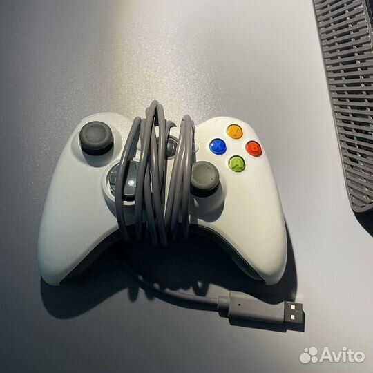 Игровая приставка xbox 360e