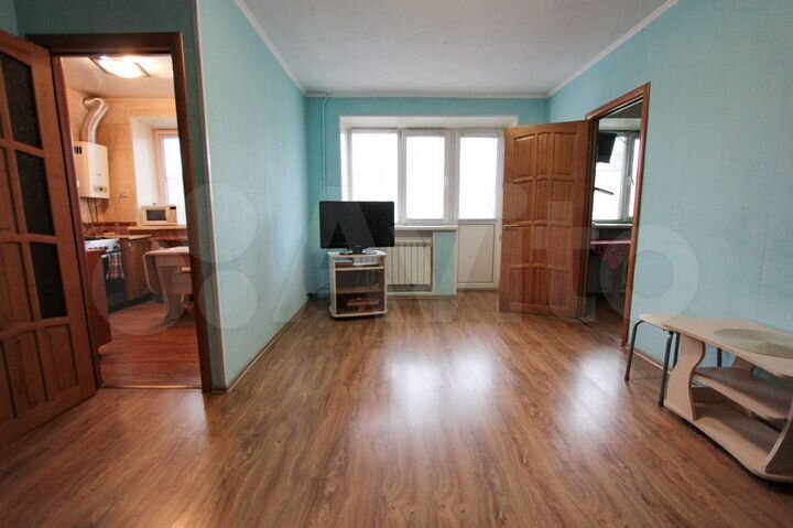 2-к. квартира, 45 м², 4/4 эт.