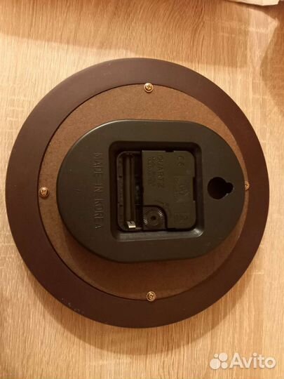 Часы настенные новые