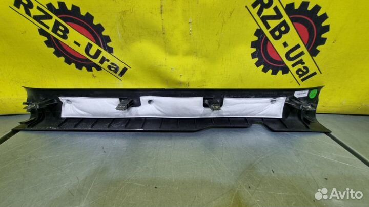 Обшивка порога передняя левая Geely Atlas NL-3 2.4