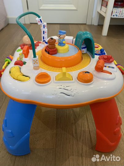 Развивающая игрушка. Игровой центр Жирафики