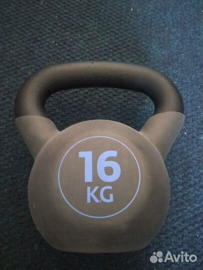 Гиря чугунная обрезиненная Torneo, 16 кг