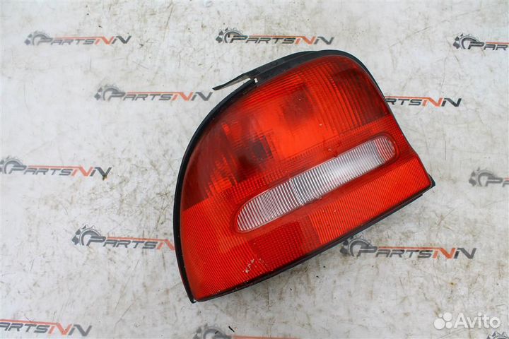 Фонарь задний левый Додж Неон