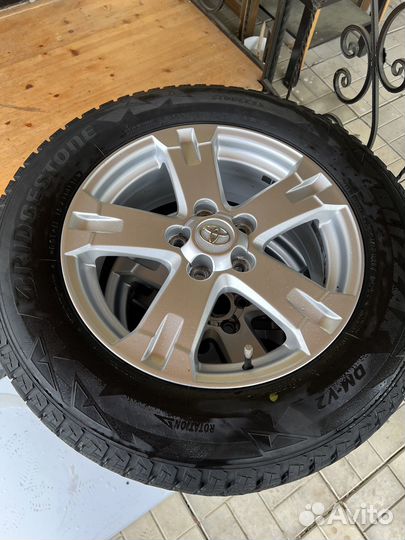 Зимние колеса в сборе 225/65 17 Toyota Rav4