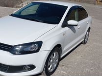 Volkswagen Polo 1.6 AT, 2011, 266 000 км, с пробегом, цена 870 000 руб.