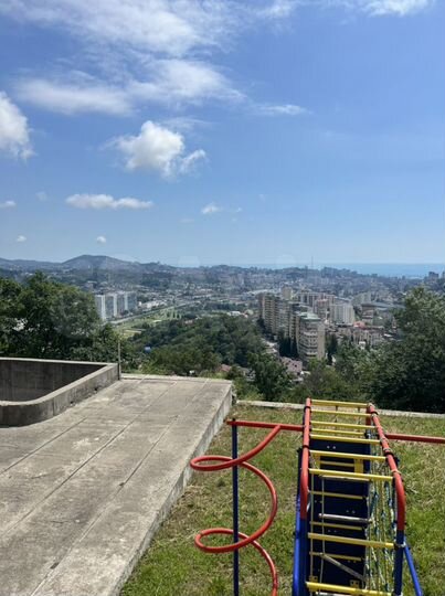 Дом 594 м² на участке 6,2 сот.