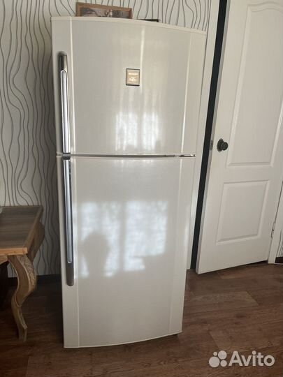 Холодильник sharp