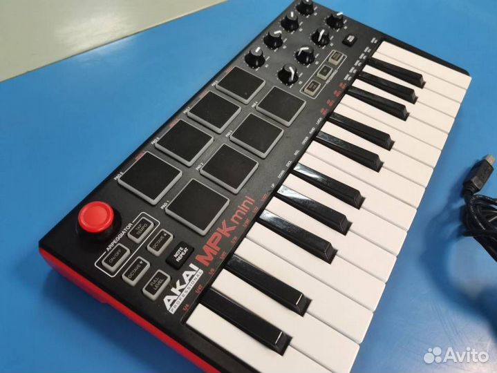 Akai Mpk Mini Mk2. Топовая Мидишка