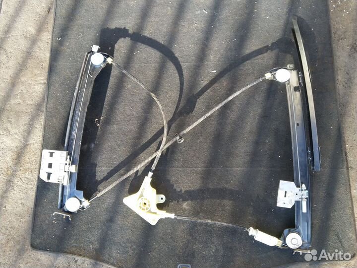 Стеклоподъемник передний правый рено лагуна 3 купе