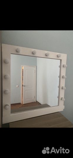 Гримерное зеркало 100*100