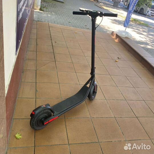 Электросамокат Hoverbot UN-01