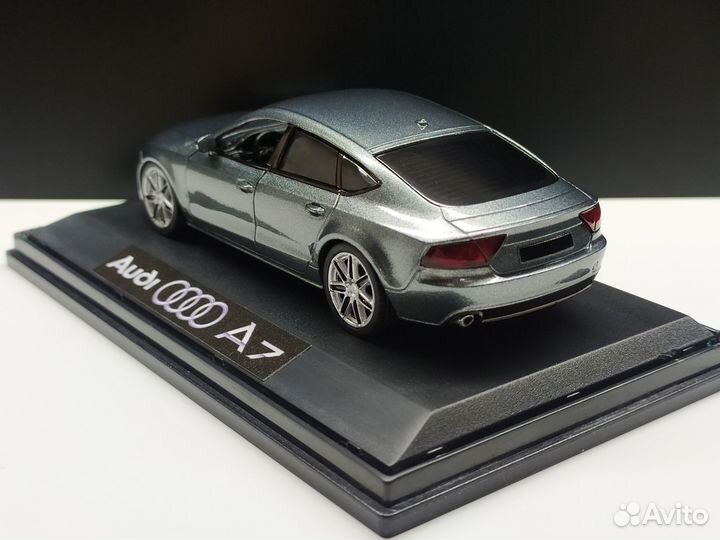 1:43 Audi A7