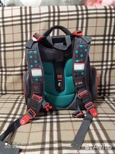 Школьный рюкзак Hummingbird