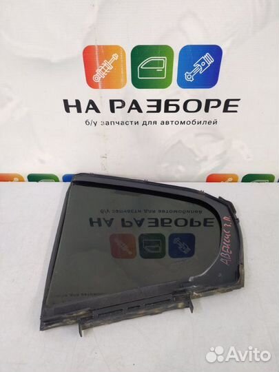 Форточка двери задняя правая Toyota Avensis T270