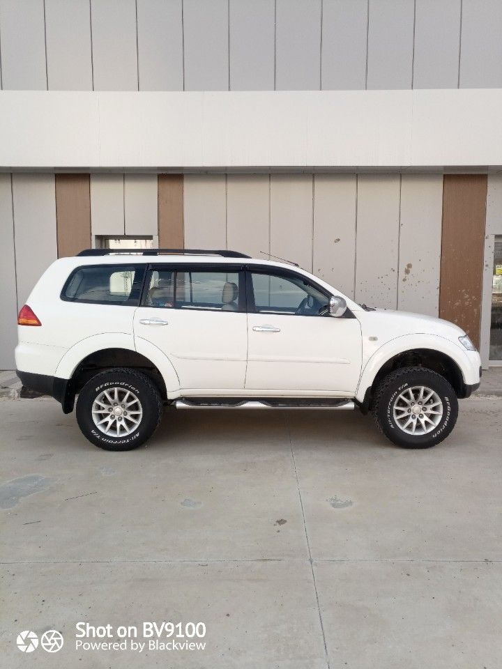 Mitsubishi Pajero Sport: фото владельца