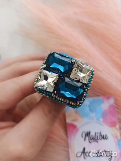 Брошь ручной работы