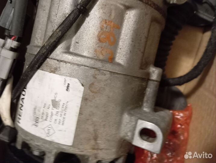 Компрессор кондиционера Renault Laguna 3 2.0DCI