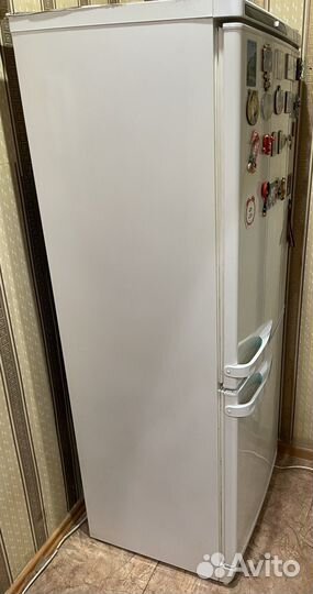 Холодильник stinol