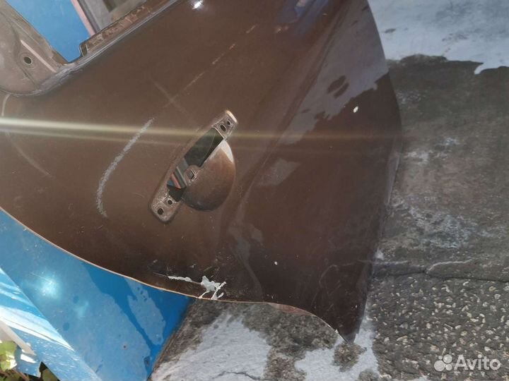 Дверь задняя правая Renault Duster