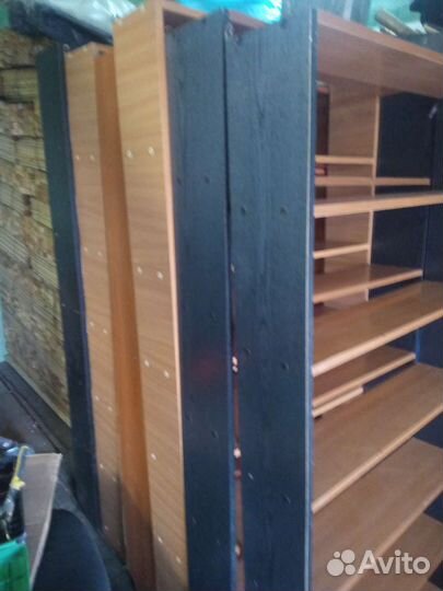 Книжные полки