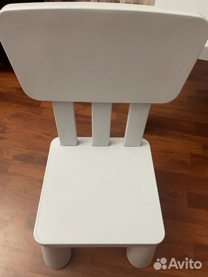 Стол и стул детский икеа маммут
