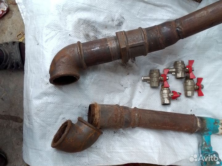 Труба металлическая краны