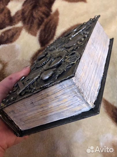 Книга шкатулка