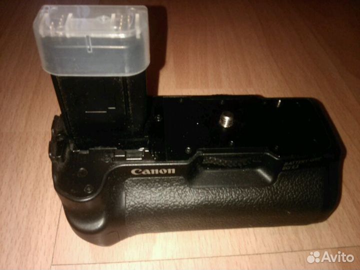 Батарейный блок Canon