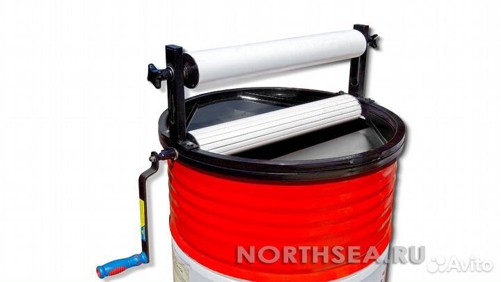 Отжимное устройство для сорбирующих бонов