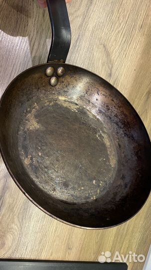Профессиональная сковорода 22 см