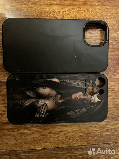 Чехол на iPhone 13