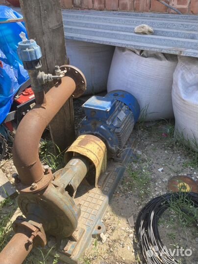 Насос поливной б/у