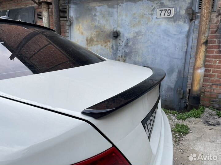 Спойлер на Mercedes W204