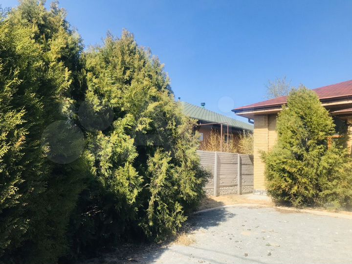 Дом 200 м² на участке 9 сот.