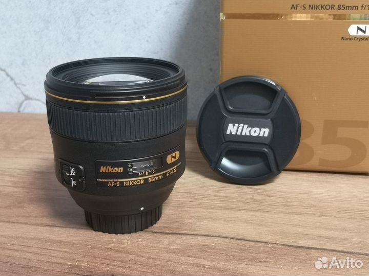 Nikon 85mm f 1.4g