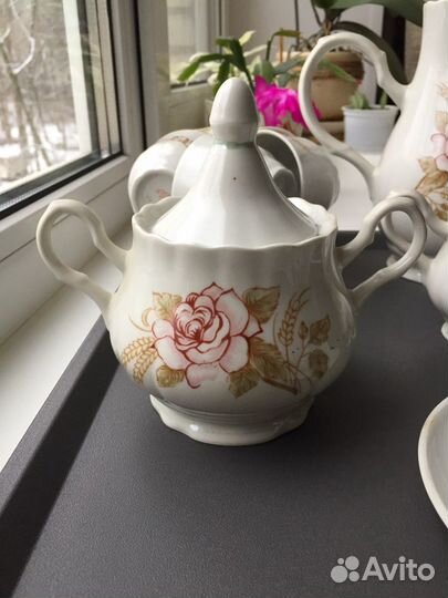 Кофейный сервиз 6 персон Добрушский фарфор. СССР