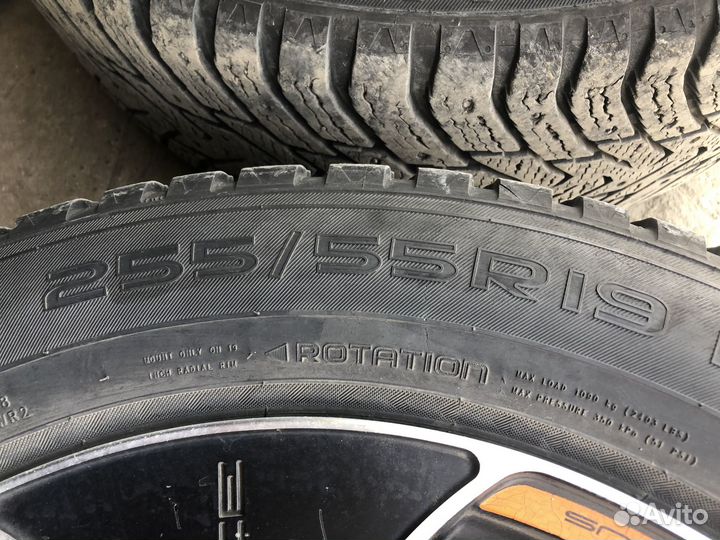 Nokian Tyres Hakkapeliitta 8 SUV 255/55 R19