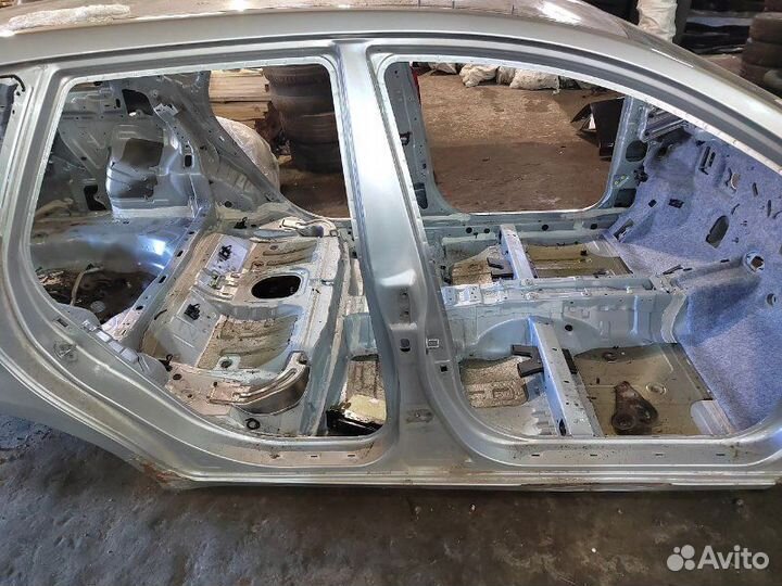 Центральная стойка правая Kia Ceed ED универсал